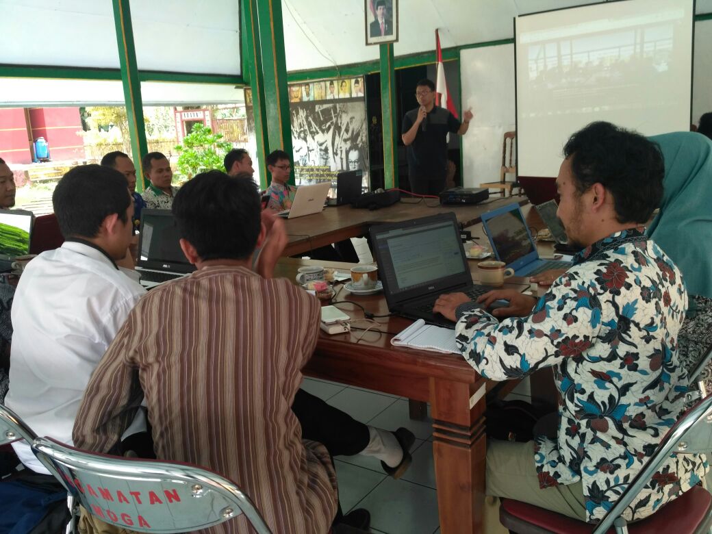 Admin Desa Pepedan Sedang Mengikuti Pelatihan Optimalisasi Website Desa di Kec. Moga